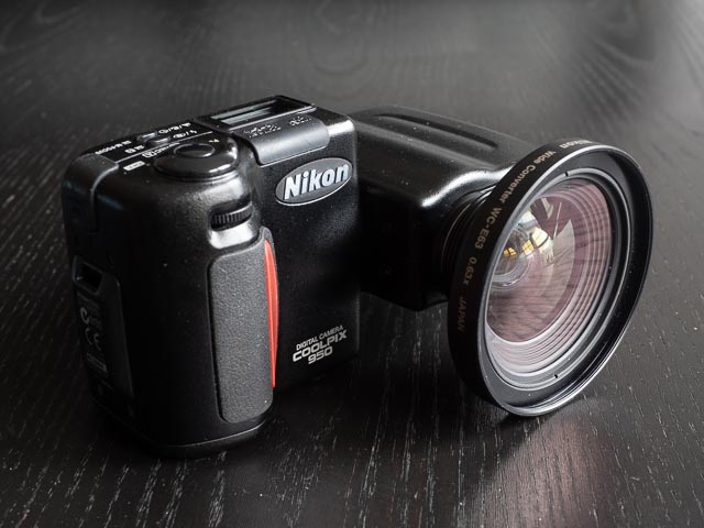 Nikon Coolpix 950 fitted with a WC-E63 wide-angle conversion lens