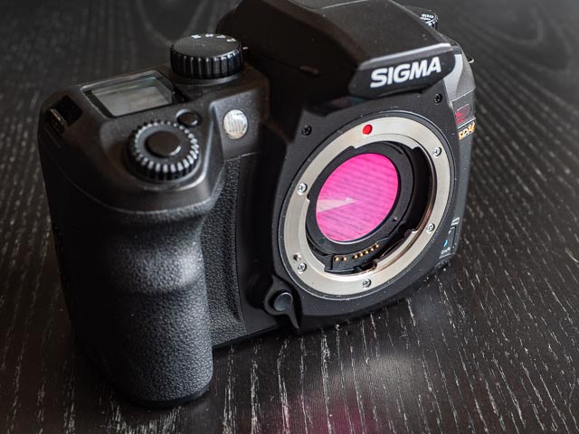 Sigma SD14 Back