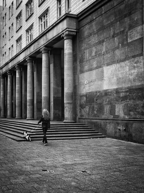 Black and white gallery image 24