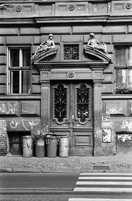 $countries_display[$i] image 15