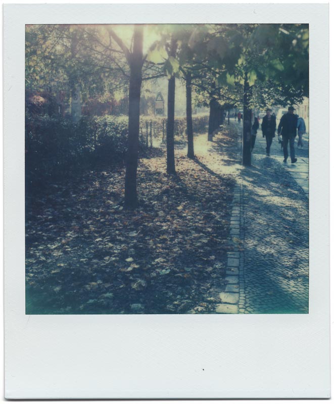 Impossible Impossible SX-70 Color 1